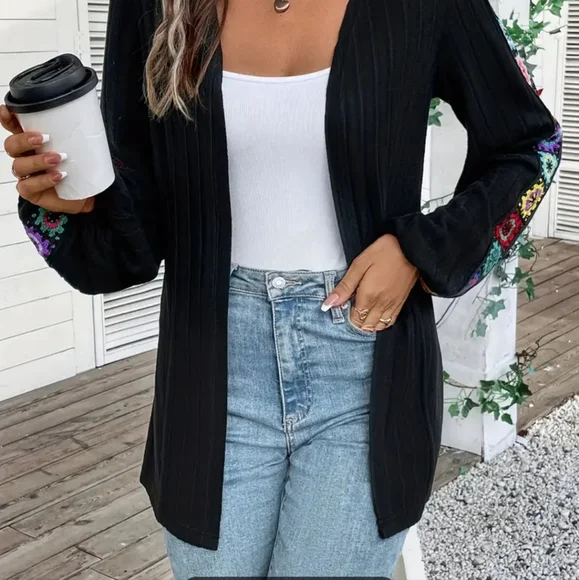 LAST ONE! Ladies Polyester Knit Long Sleeve  Cardigan Sweater. BLK Multi Colors - Picture 3 of 4